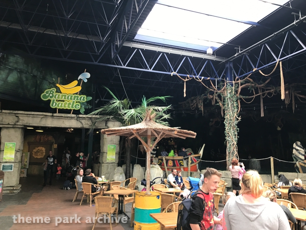 Banana Battle at Bobbejaanland