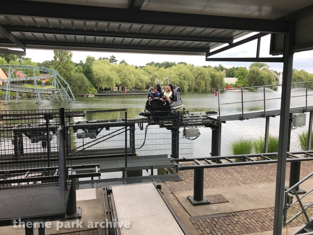 Naga Bay at Bobbejaanland