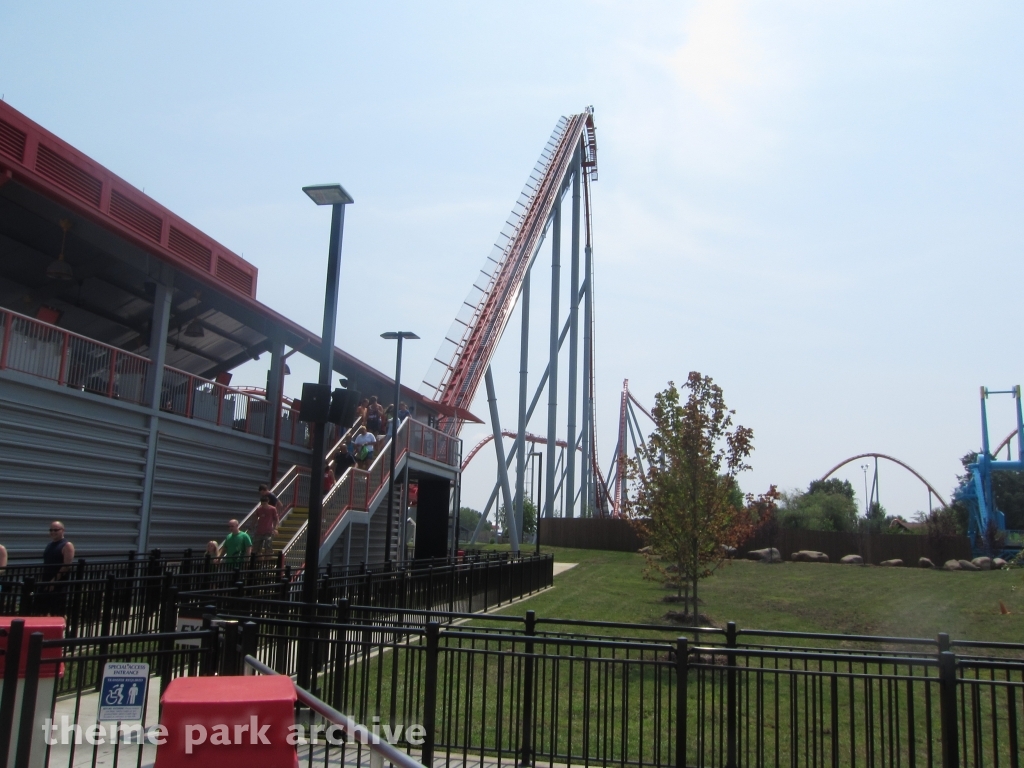 Thunder Striker at Carowinds