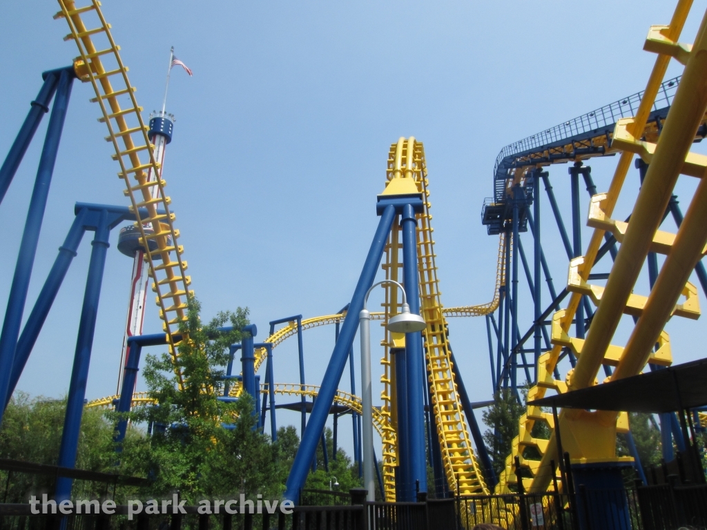 Nighthawk at Carowinds