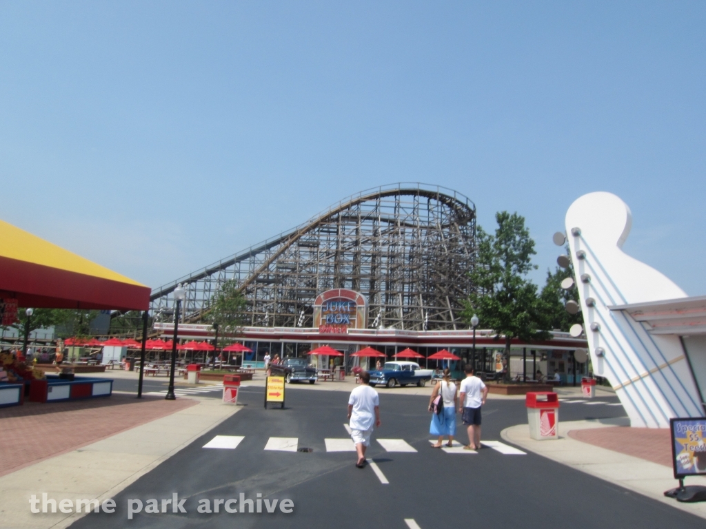 Thrill Zone at Carowinds
