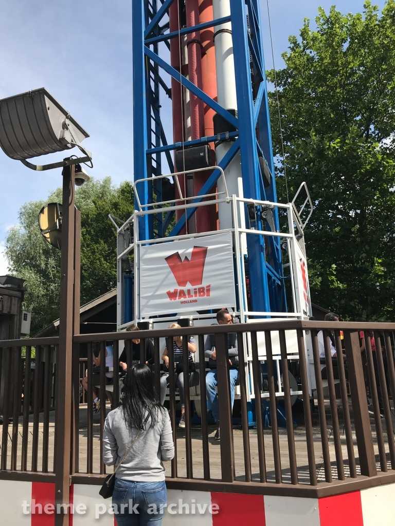 Space Shot at Walibi Holland