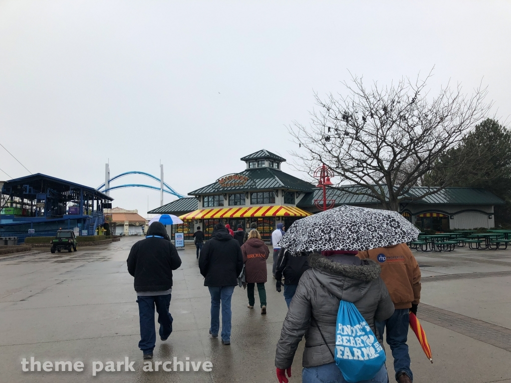 Midway Market at Cedar Point