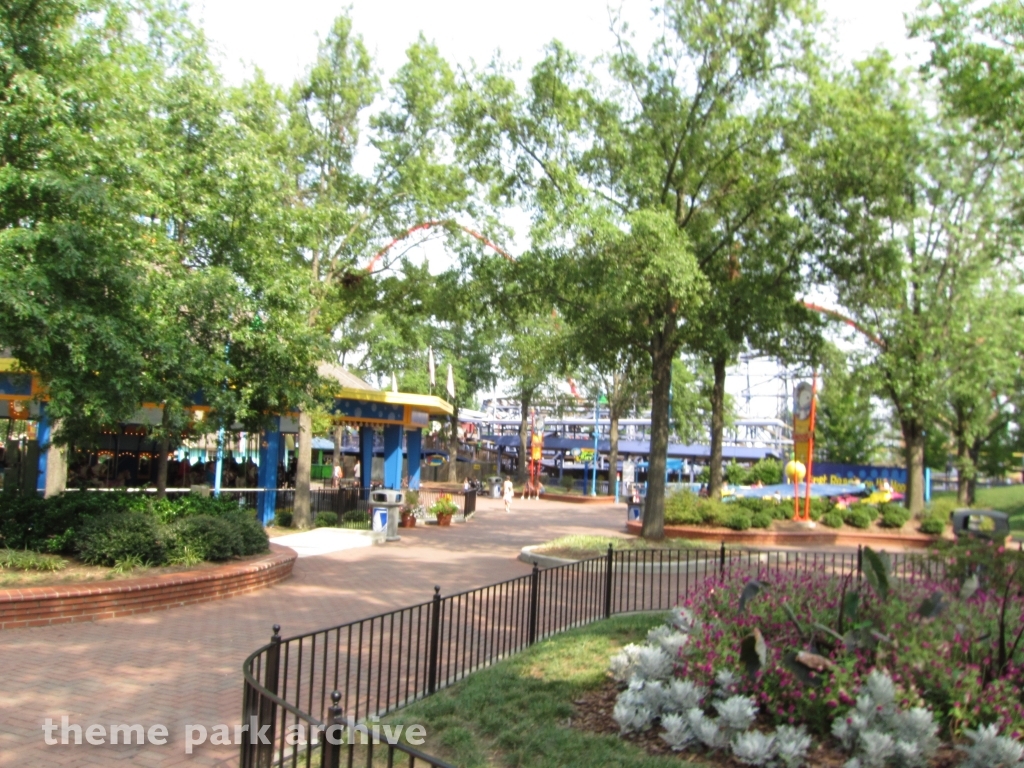 Planet Snoopy at Carowinds