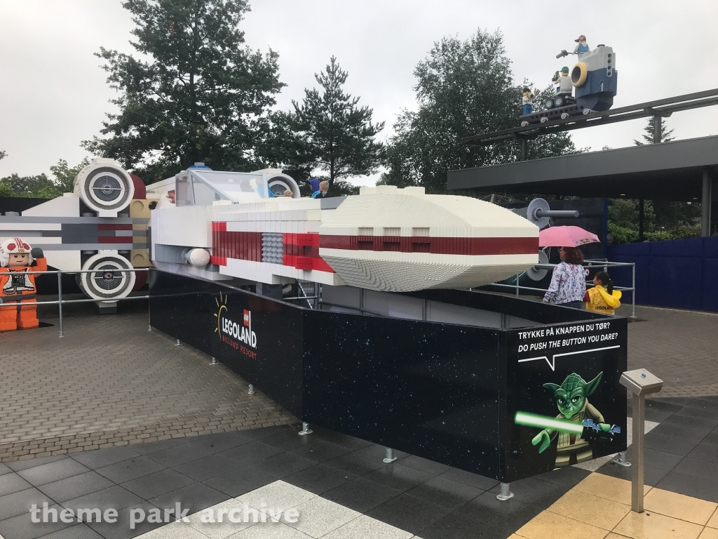LEGO Star Wars X Wing Starfighter at LEGOLAND Billund