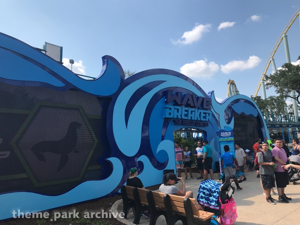 Wave Breaker at SeaWorld San Antonio