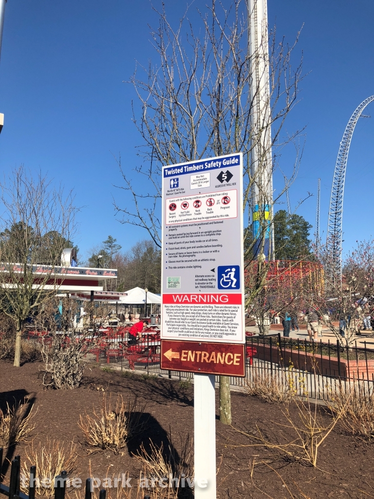 Twisted Timbers at Kings Dominion
