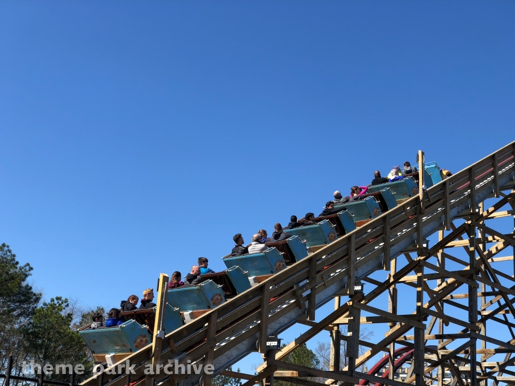 Twisted Timbers at Kings Dominion