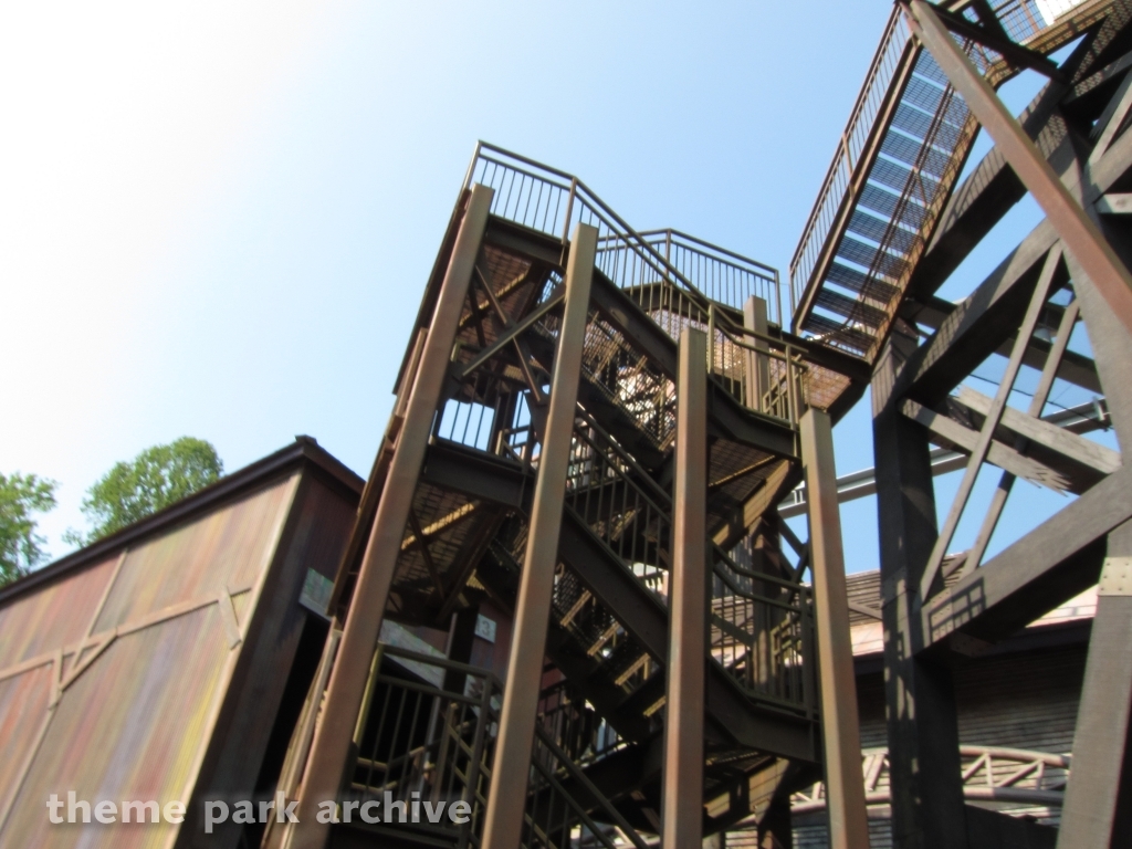 Adventure Mountain at Dollywood