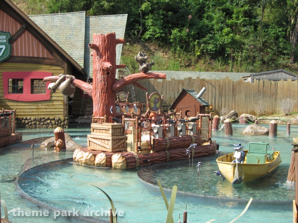 River Battle at Dollywood