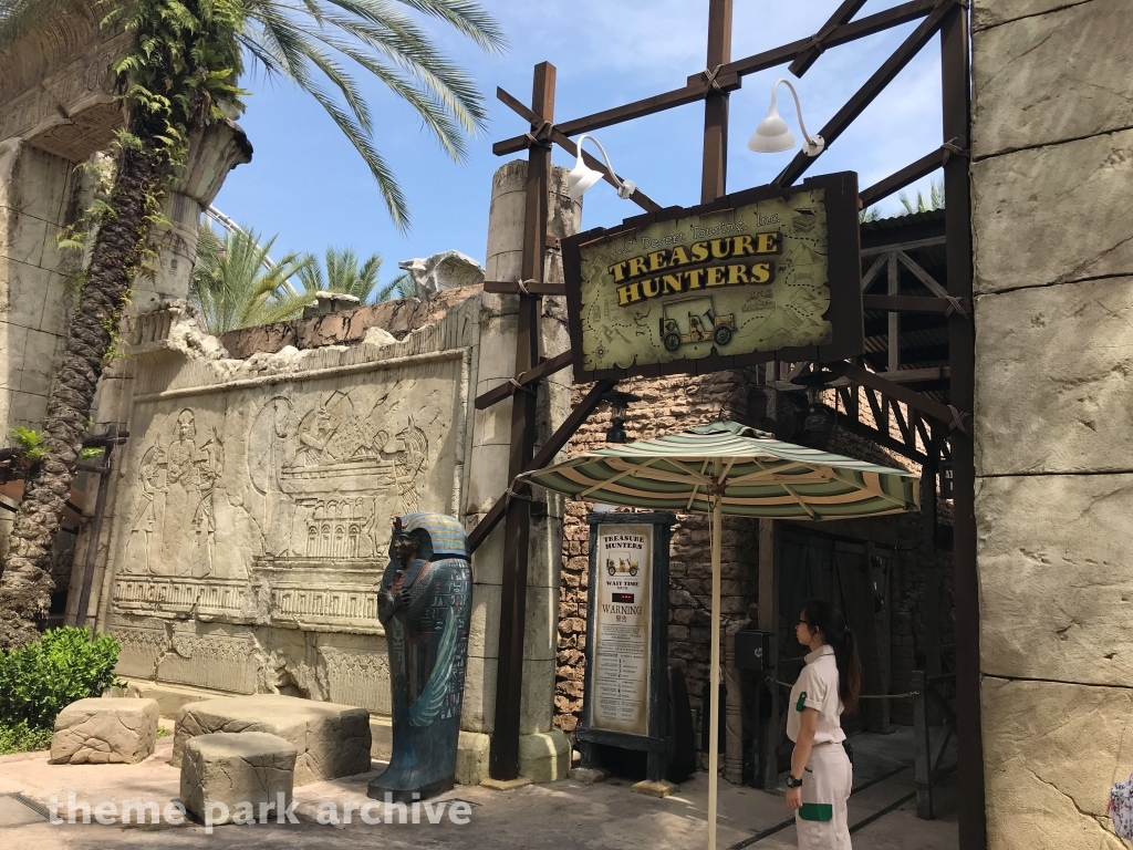 Treasure Hunters at Universal Studios Singapore