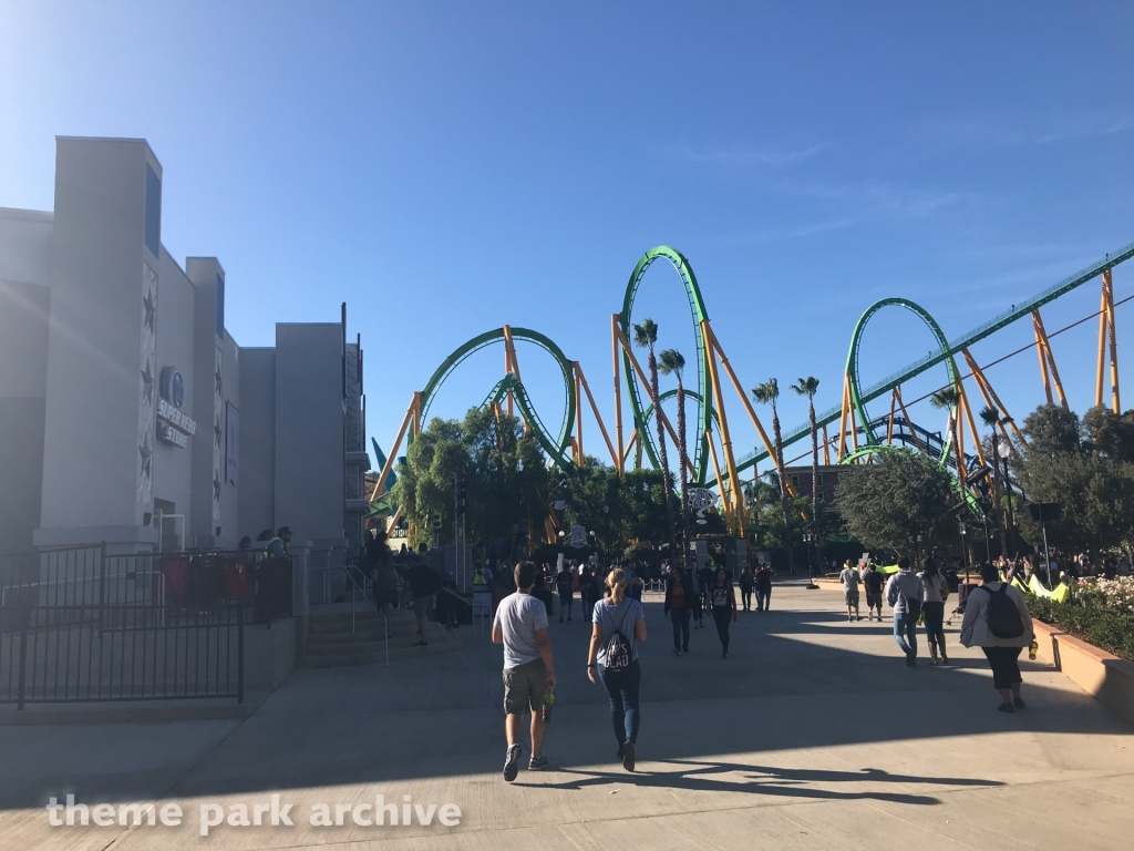 Justice League: Battle For Metropolis at Six Flags Magic Mountain