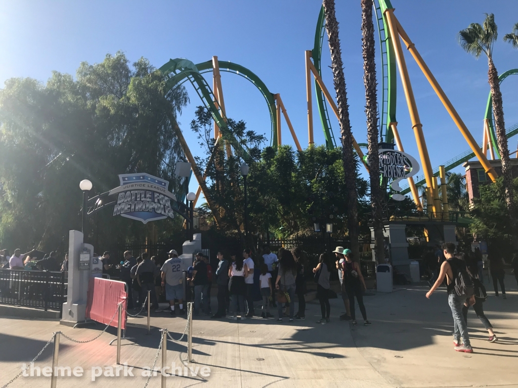 Justice League: Battle For Metropolis at Six Flags Magic Mountain