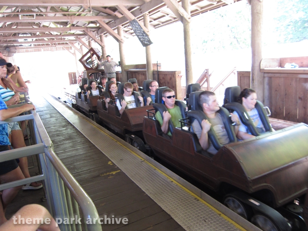 Tennessee Tornado at Dollywood