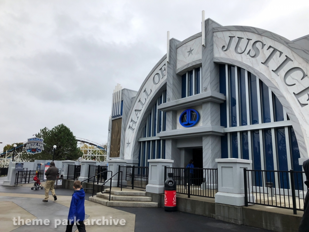 Justice League: Battle For Metropolis at Six Flags Great America