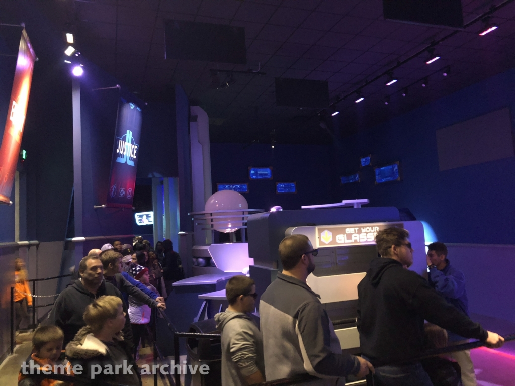 Justice League: Battle For Metropolis at Six Flags Great America