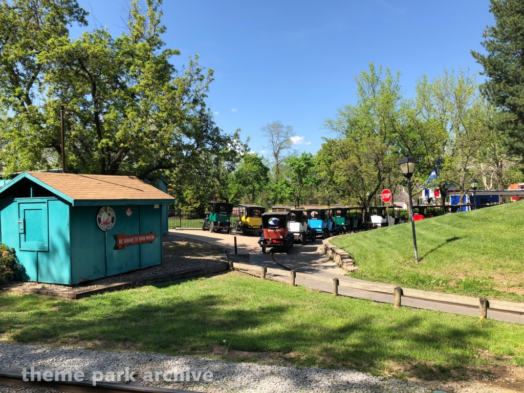 Le Taxitour at Worlds of Fun