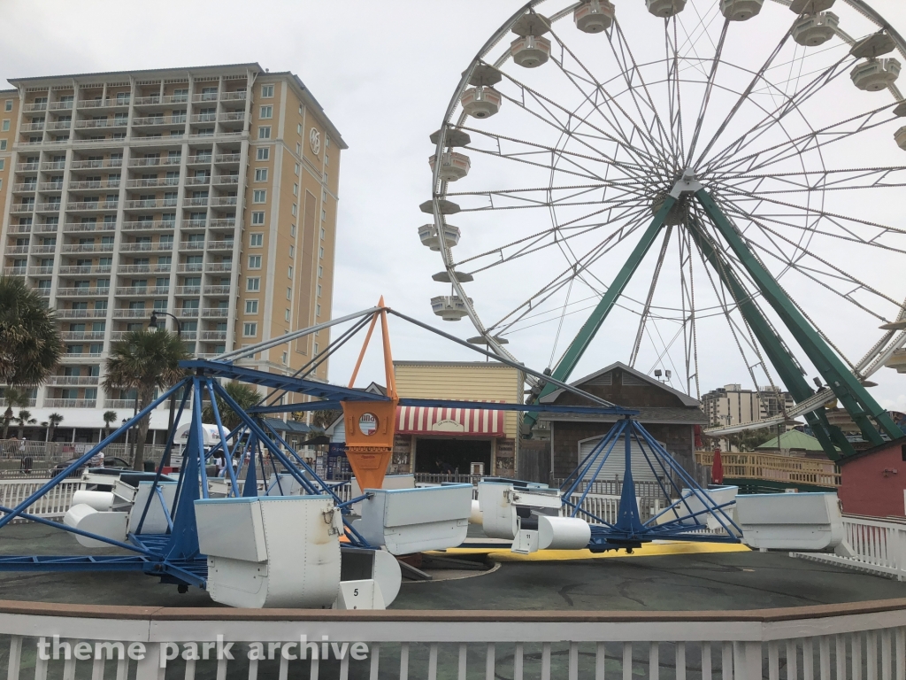 Scrambler at Family Kingdom