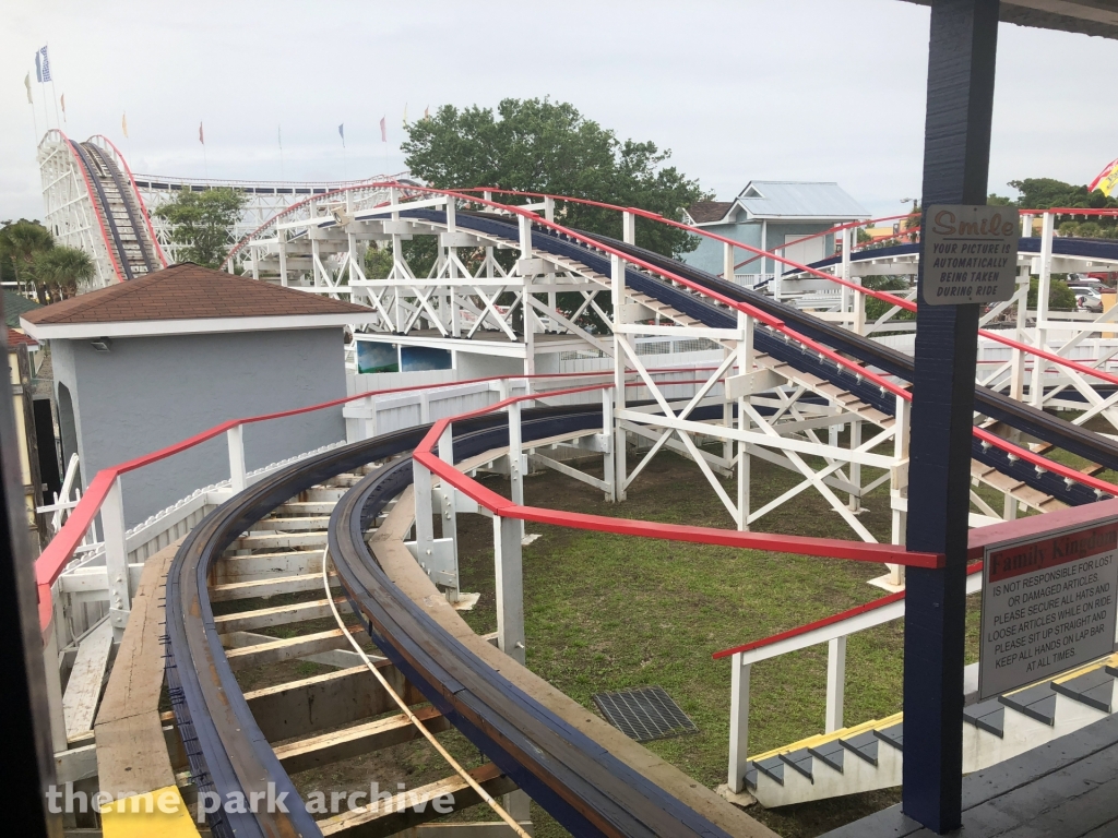 Swamp Fox at Family Kingdom