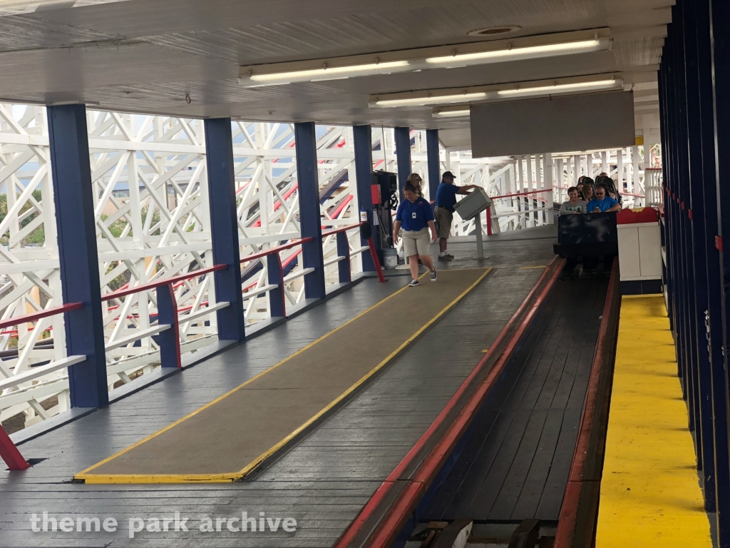 Swamp Fox at Family Kingdom