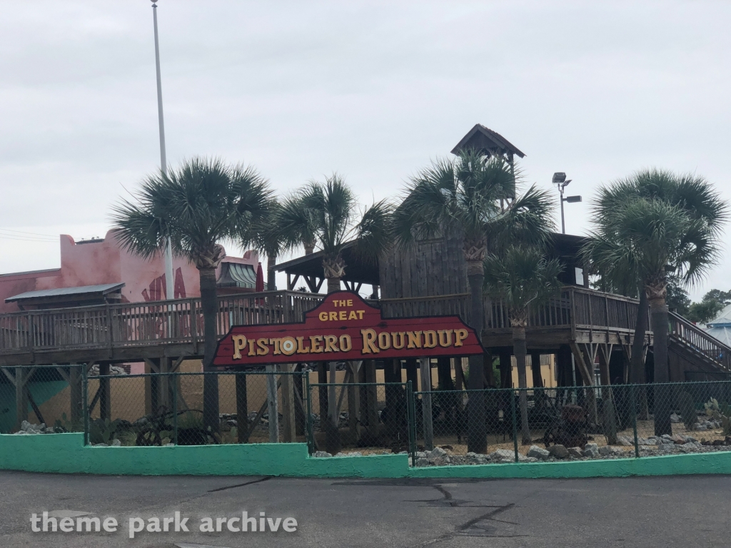Pistolero Roundup at Family Kingdom