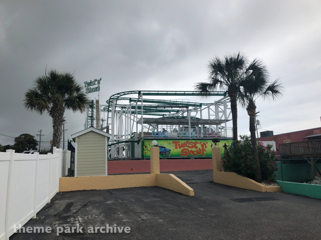 Twist 'n' Shout at Family Kingdom