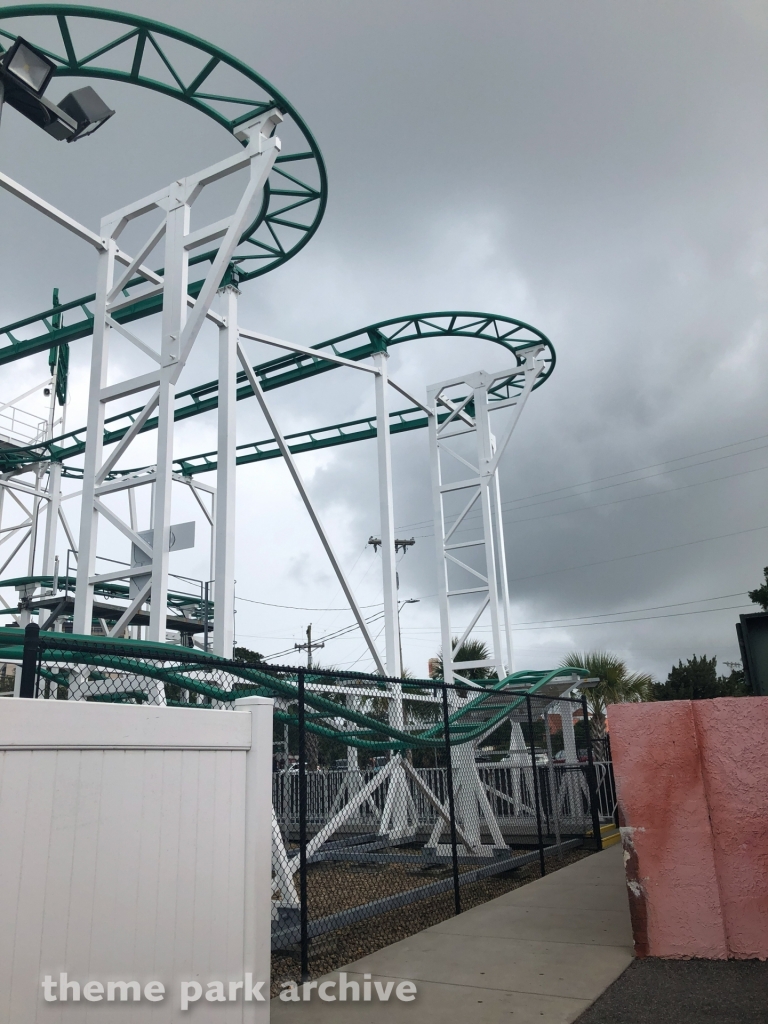 Twist 'n' Shout at Family Kingdom