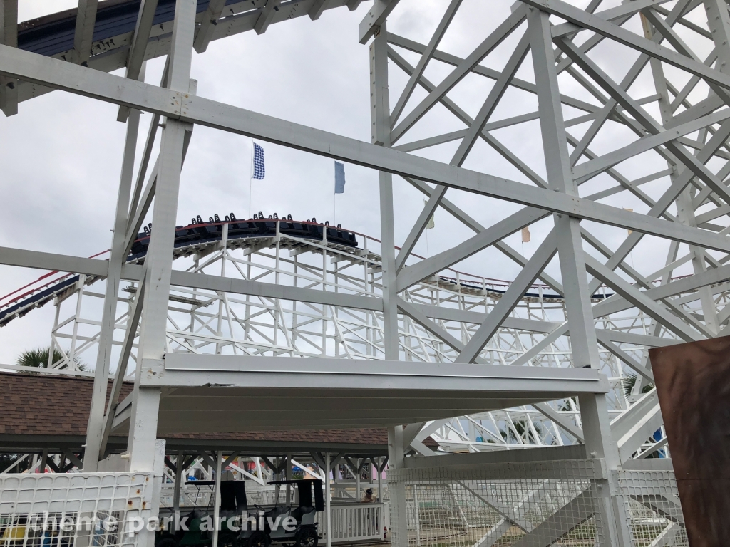 Swamp Fox at Family Kingdom