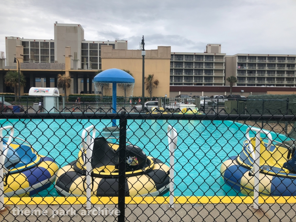 Bumper Boats at Family Kingdom