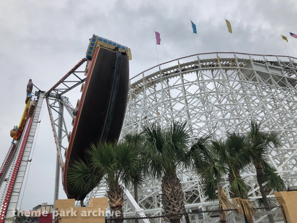 Galleon at Family Kingdom