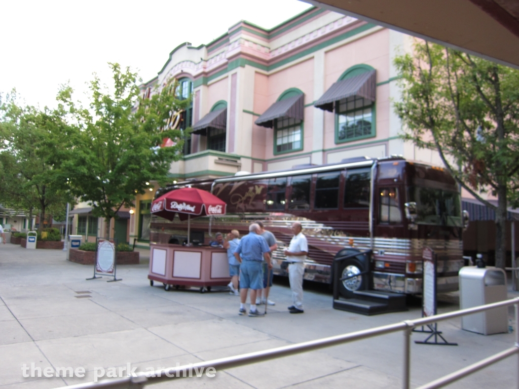 Showstreet at Dollywood