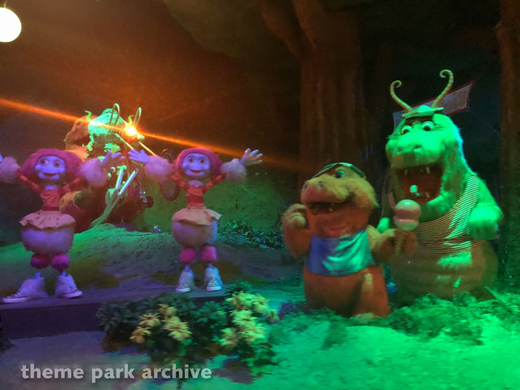 Monster Mansion at Six Flags Over Georgia