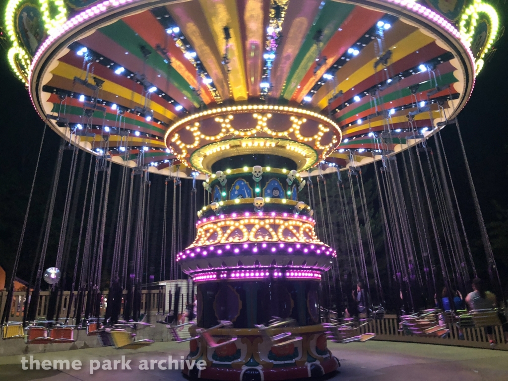 HallowSwings at Holiday World