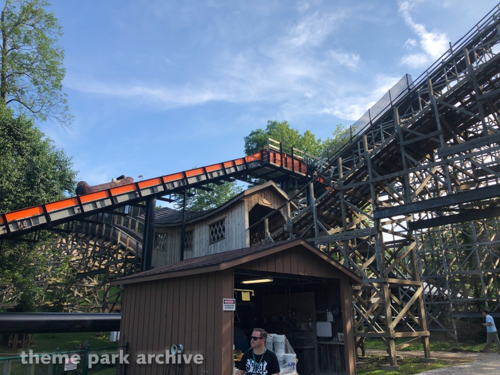 Frightful Falls at Holiday World