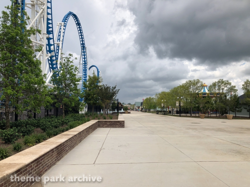 Rollin Thunder at The Park At OWA