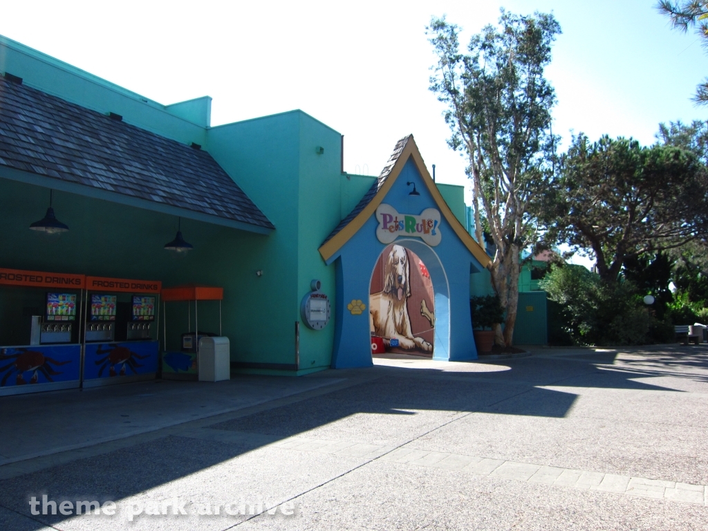 Pets Stadium at SeaWorld San Diego