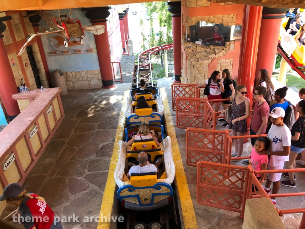 Le Vol Dicare at Parc Asterix