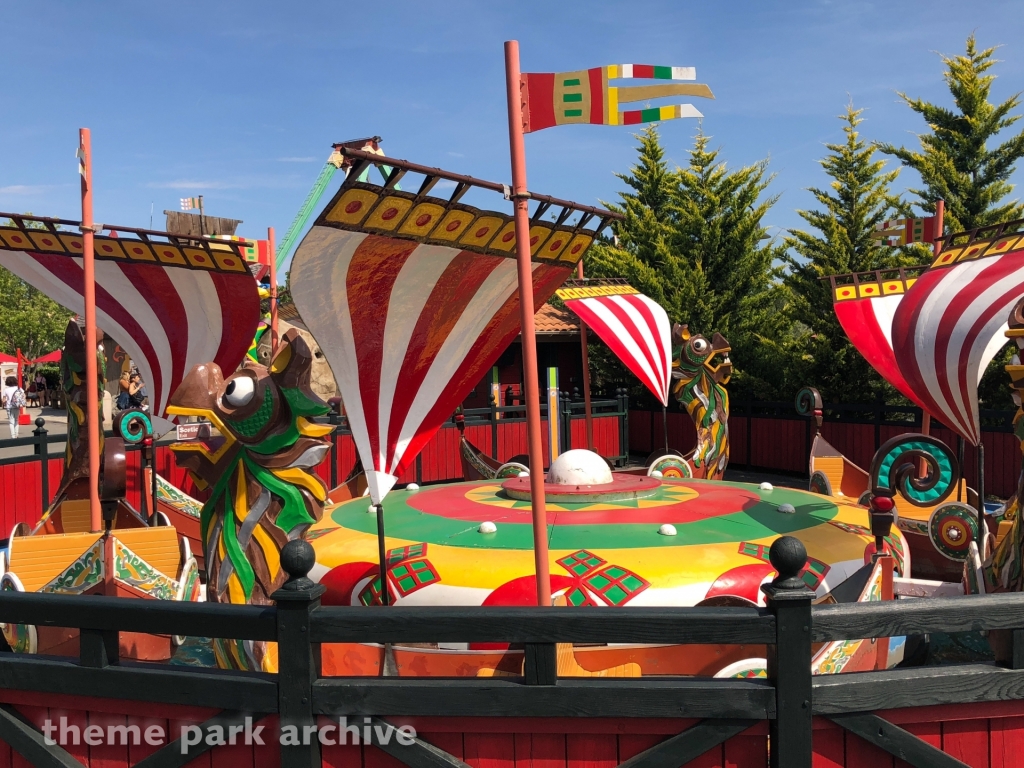 Les Petits Drakkars at Parc Asterix