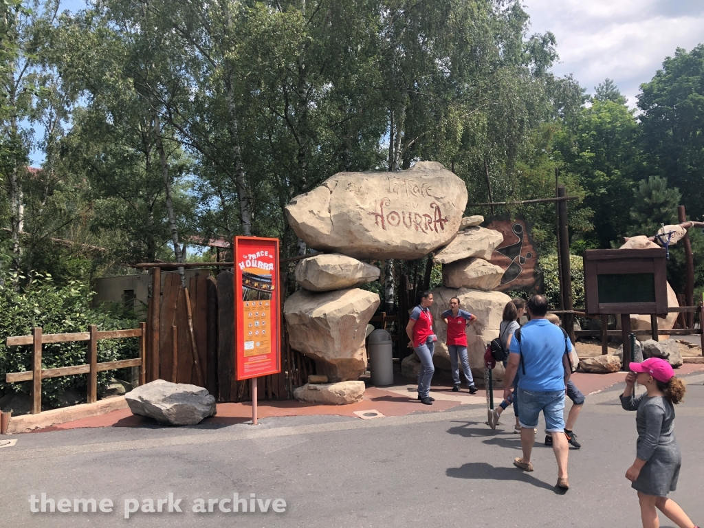 La Trace Du Hourra at Parc Asterix