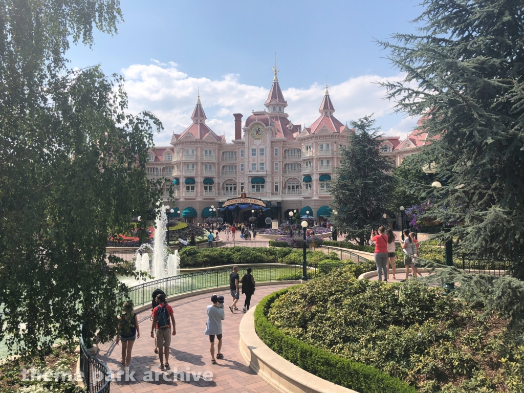 Disneyland Hotel at Disney Village
