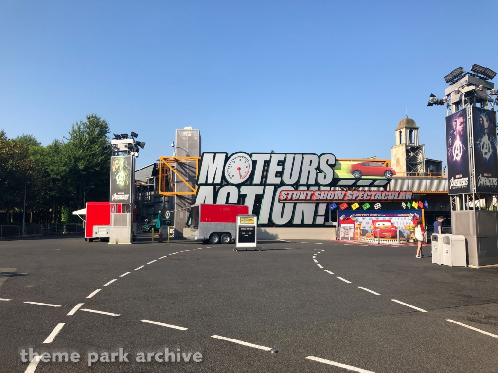 Moteurs Action Stunt Show Spectacular at Disney Village