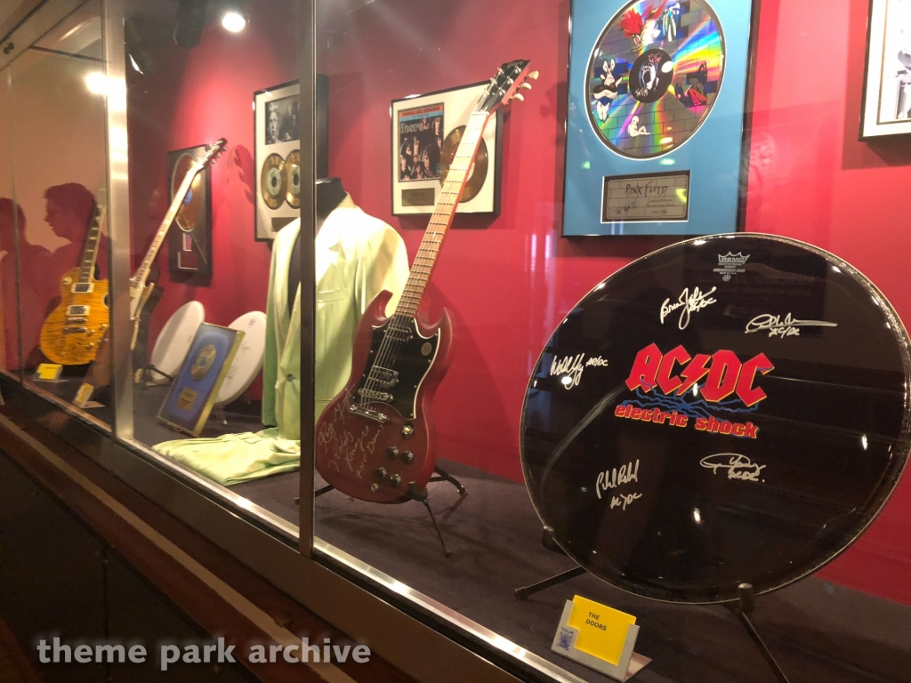 Rock 'n' Roller Coaster Starring Aerosmith at Disney Village