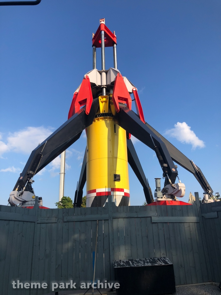 Sledge Hammer at Canada's Wonderland