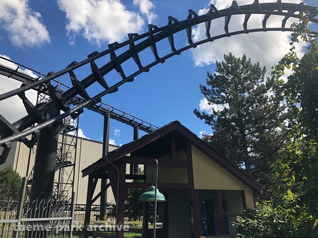 Viper at Six Flags Darien Lake