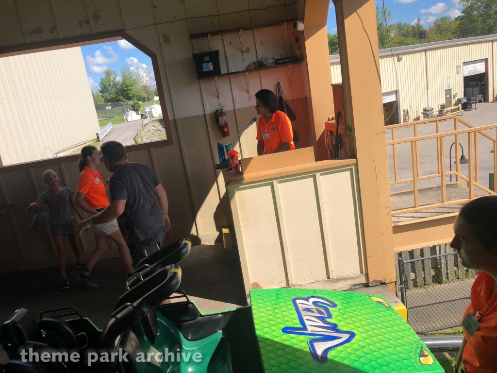 Viper at Six Flags Darien Lake