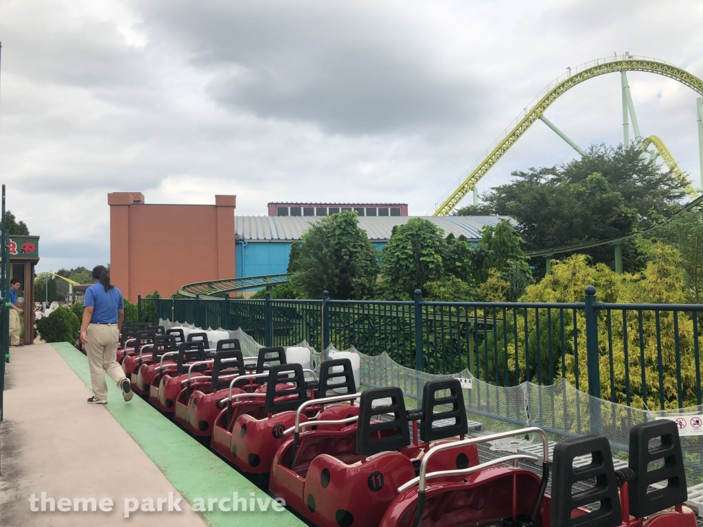Family Coaster Tentoumushi at Tobu Zoo