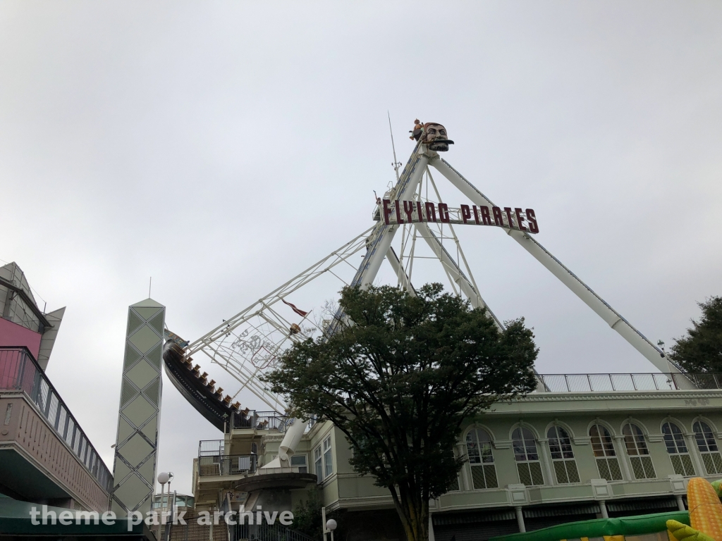 Flying Pirates at Toshimaen