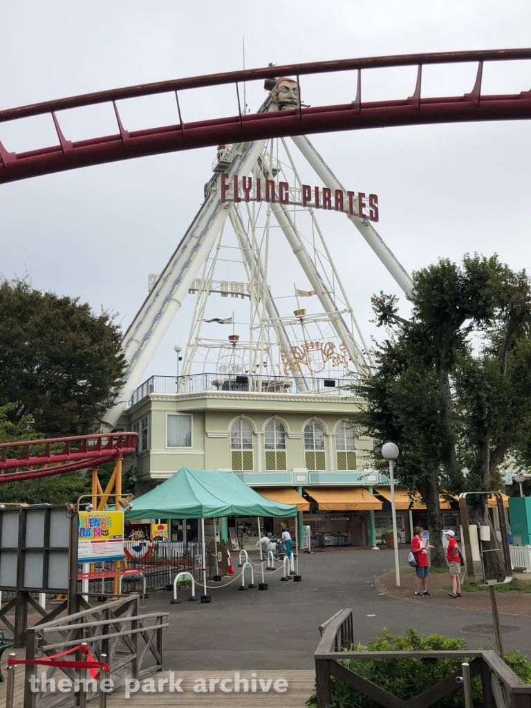Flying Pirates at Toshimaen