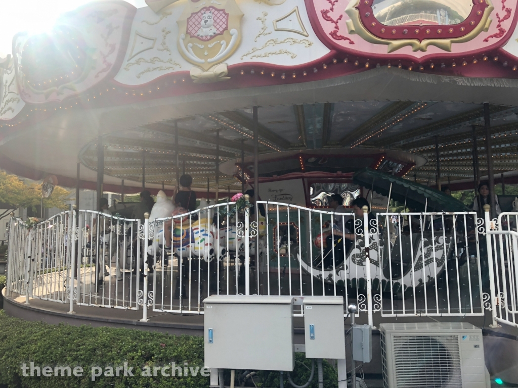 Carousel Dog at Yomiuri Land