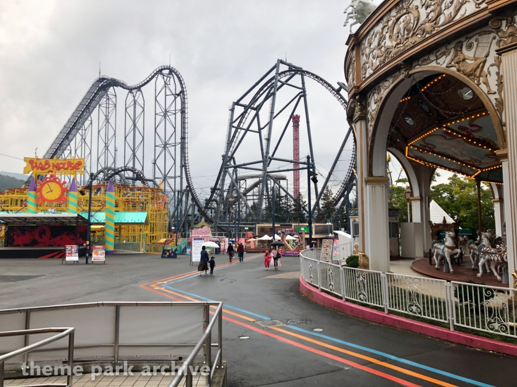 Eejanaika at Fuji Q Highland